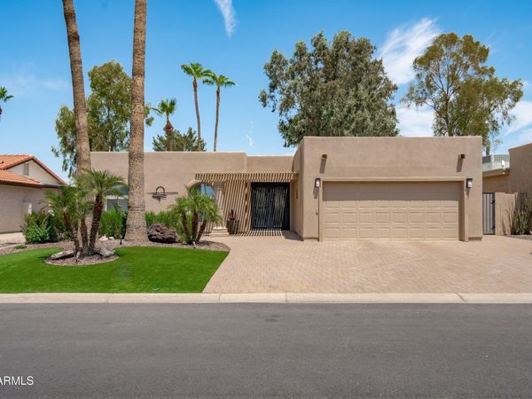9736 E WATFORD Way E, Sun Lakes, AZ 85248