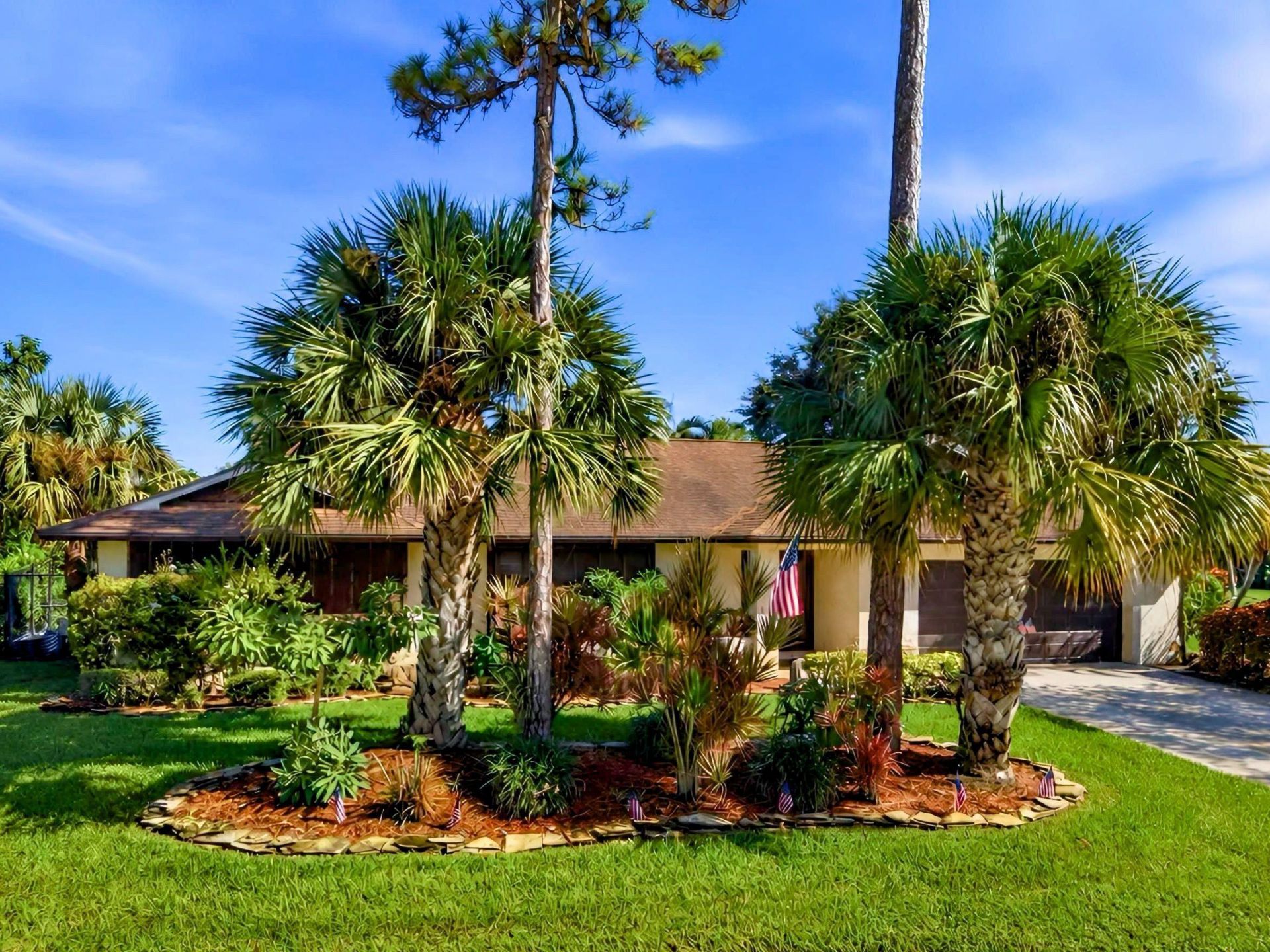 569 Dollarspot Court, Wellington, FL 33414 Photo