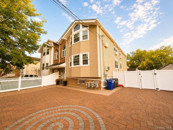 2357 Demeyer Street , Bronx, NY 10469