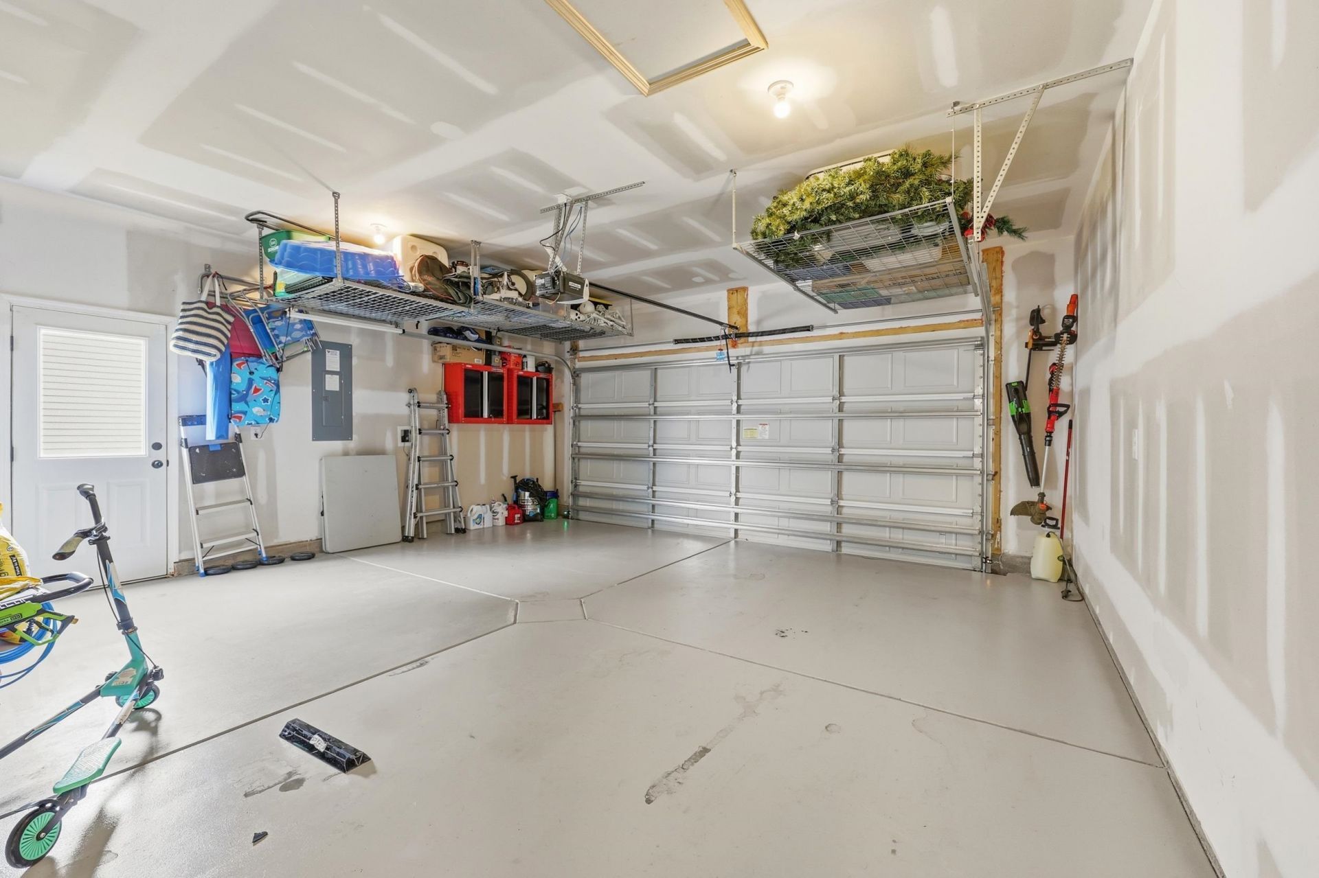 140 Joyce Dr  Photo 14