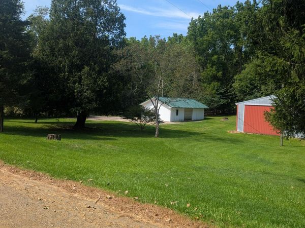 60322 46th Avenue, Lawrence, MI 49064