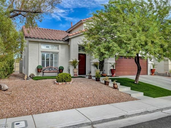 5926 Gingham Street , North Las Vegas, NV 89031