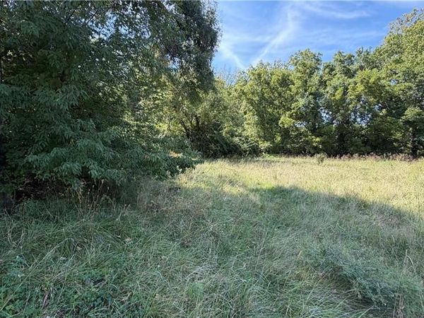 820 N 78th Street, Kansas City, KS 66112