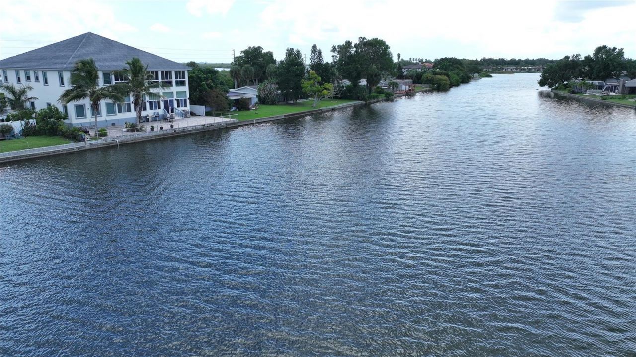 560 7th Street S, Safety Harbor, FL 34695 Photo