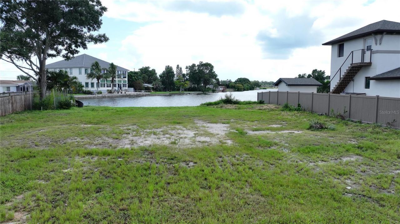 560 7th Street S, Safety Harbor, FL 34695 Photo