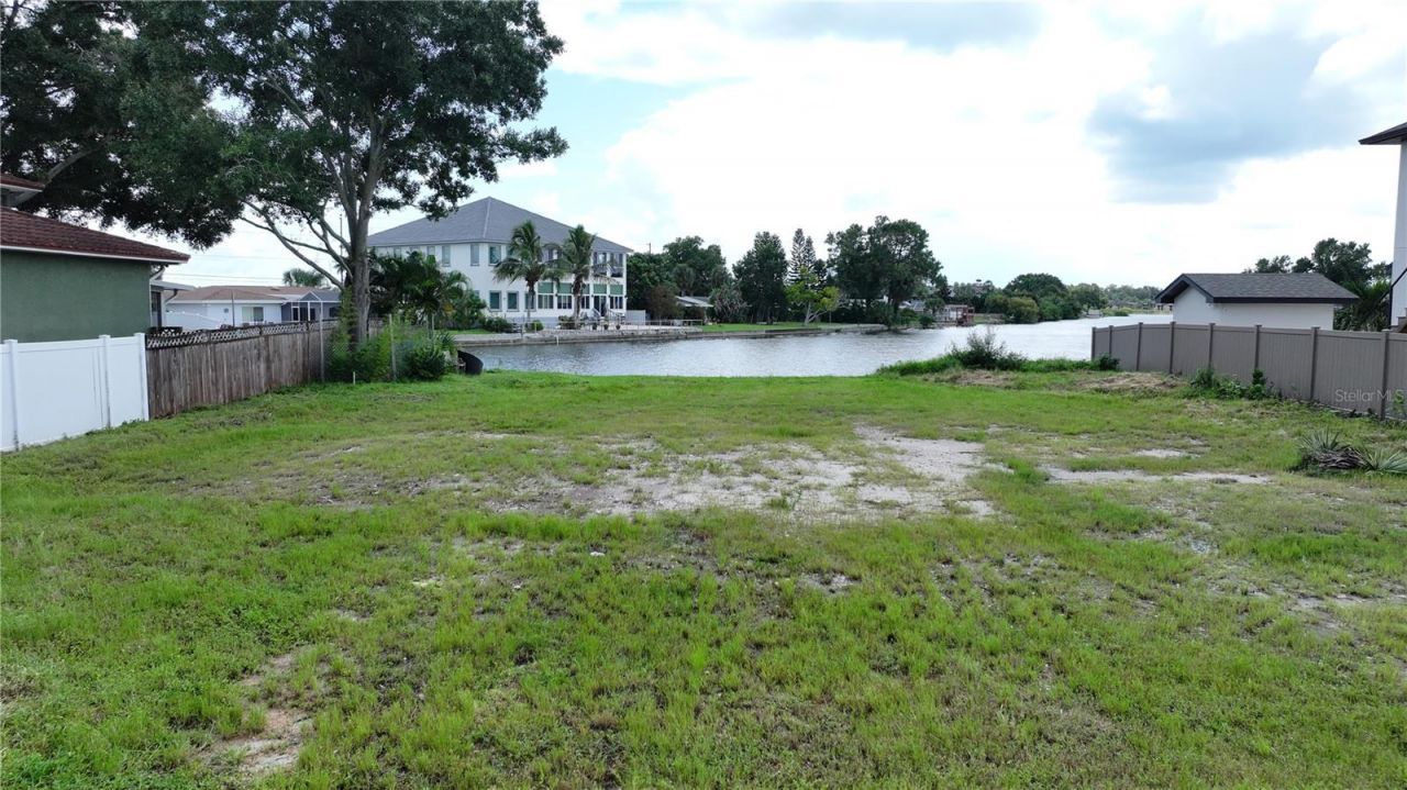 560 7th Street S, Safety Harbor, FL 34695 Photo
