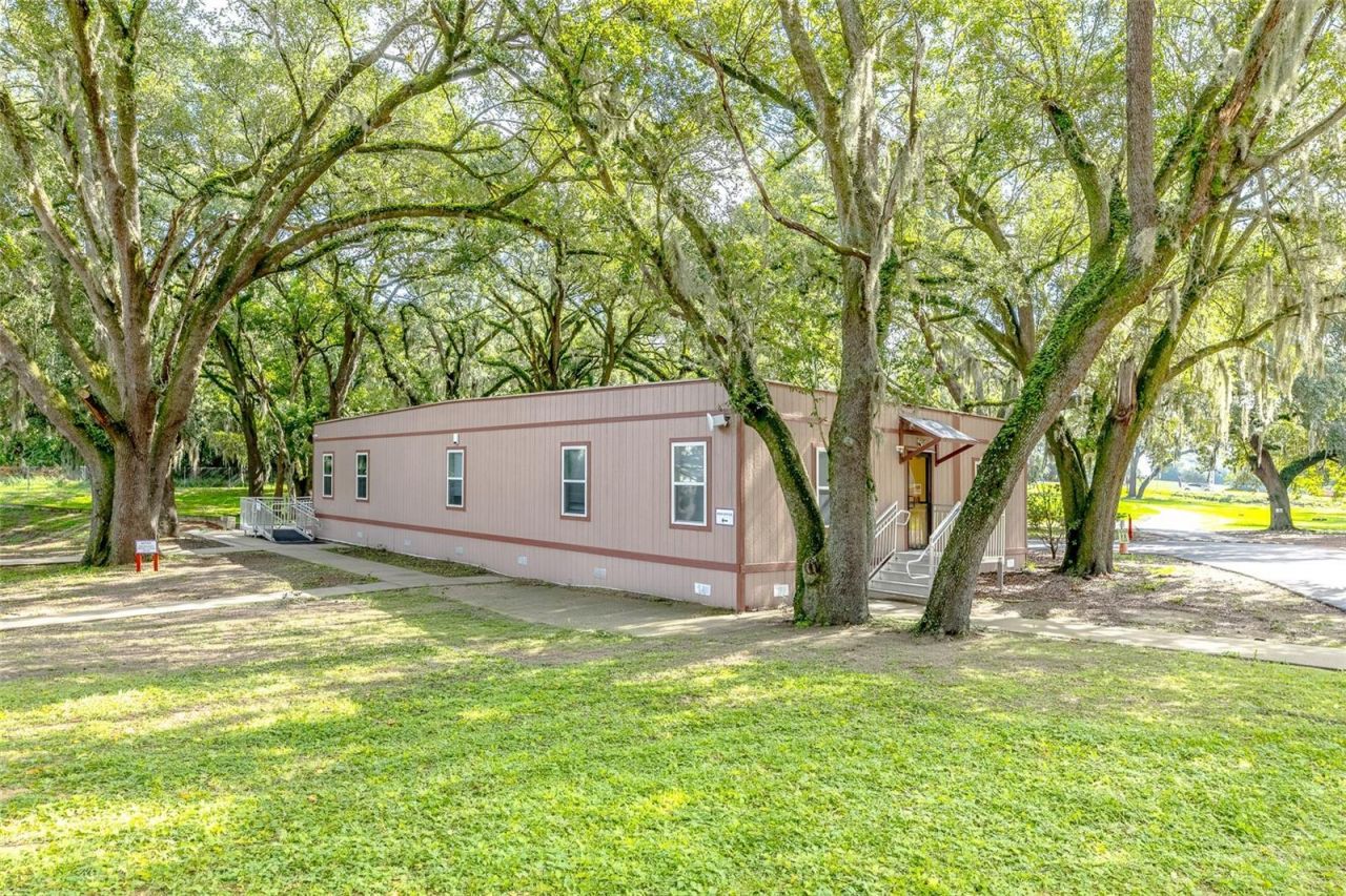 6837 Lakeville Road , Apopka, FL 32703 Photo