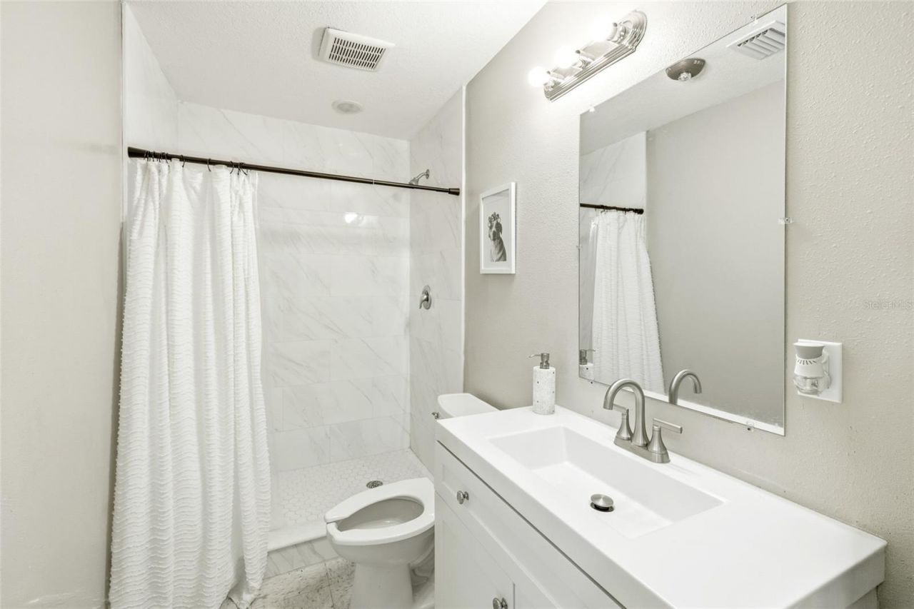 6837 Lakeville Road , Apopka, FL 32703 Photo