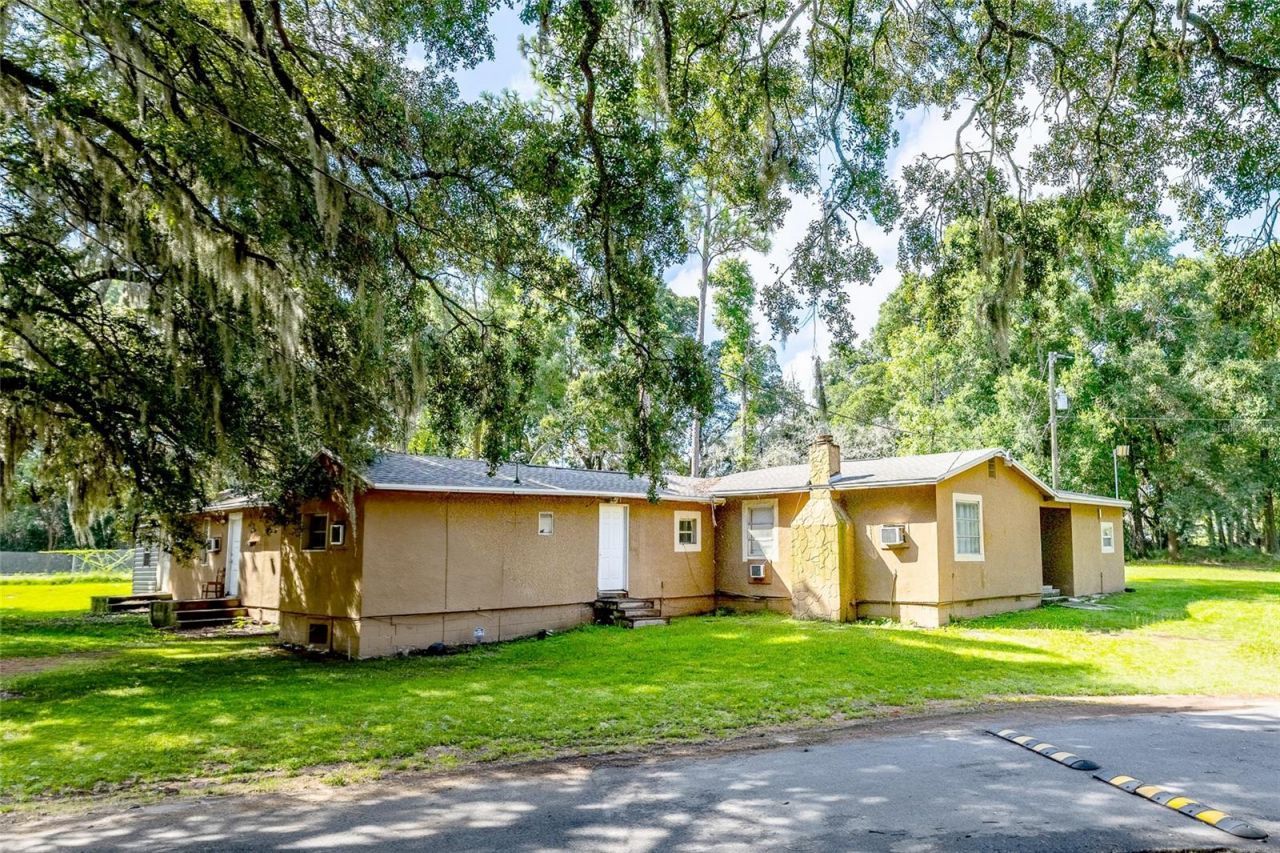 6837 Lakeville Road , Apopka, FL 32703 Photo