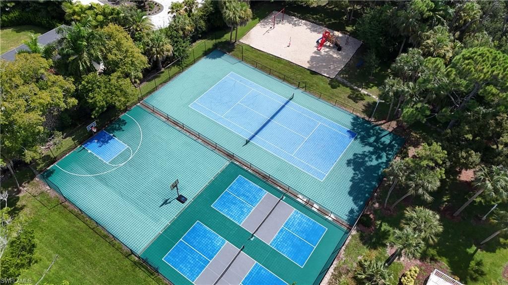 9986 Mar Largo Cir , Fort Myers, FL 33919 Photo