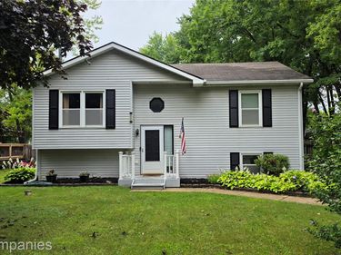 1095 Seabury Drive, Orion Township, Mi 48362