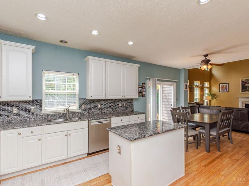 1730 Olde Haley Drive, Centerville, OH 45458 Photo 11