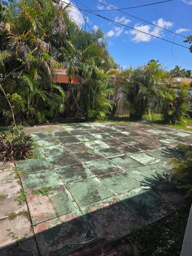921 NE 163rd St, North Miami Beach, FL 33162 Photo