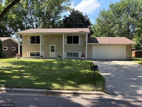 1413 Elm Avenue N, Glencoe, MN 55336