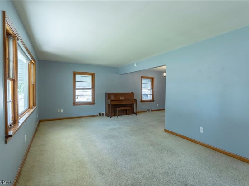 1553 Onondago Avenue, Akron, OH 44305 Photo 5
