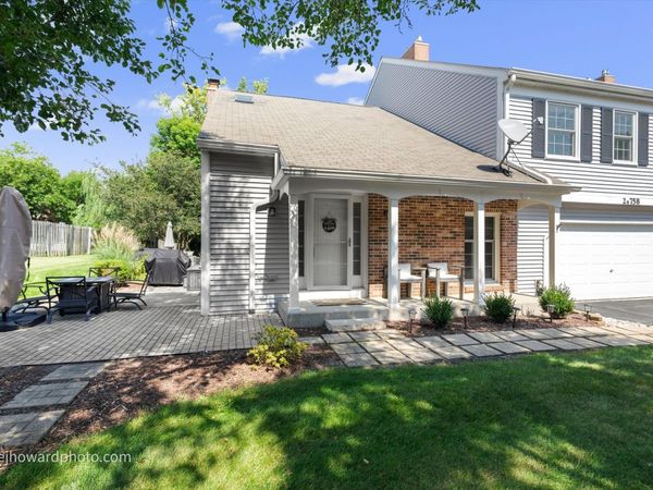 2S758 Timber Drive, Warrenville, IL 60555