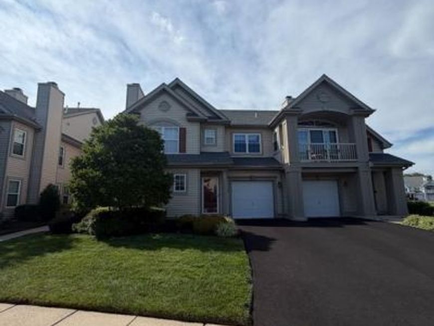 706 Julian Drive W , Unit 371, Warwick Twp, PA 18974 Main Photo