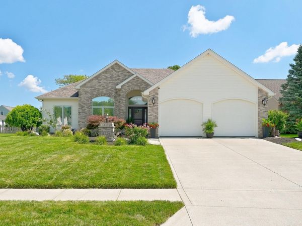 12528 Niblick Landing, Fort Wayne, IN 46818