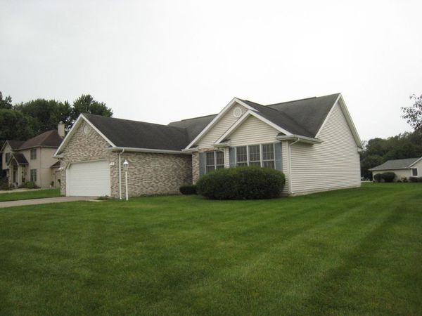 51955 Courtland Drive, South Bend, IN 46637