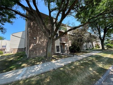 30445 W 14 Mile Road , Unit 69, Farmington Hills, Mi 48334