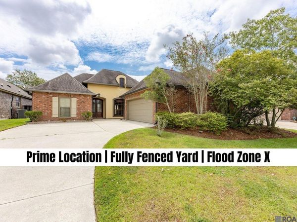 8905 Foxgate Dr, Baton Rouge, LA 70809