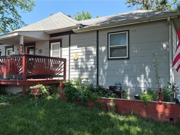 925 E Wilson Street, Ottawa, KS 66067