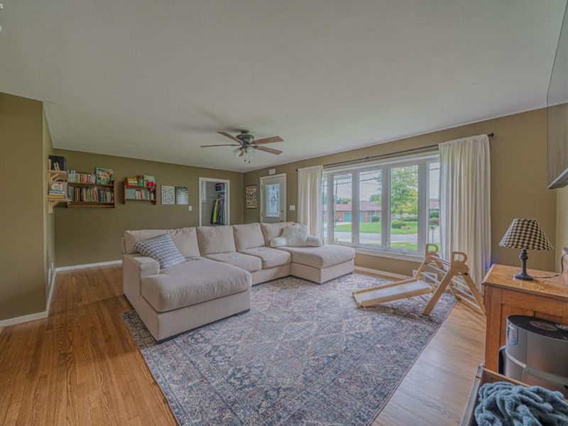 1514 W Cole Road, Fremont, OH 43420 Photo 2