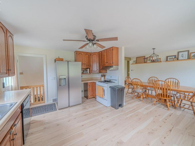1514 W Cole Road, Fremont, OH 43420 Photo 6