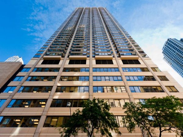 30 E Huron Street , Unit 3306, Chicago, IL 60611