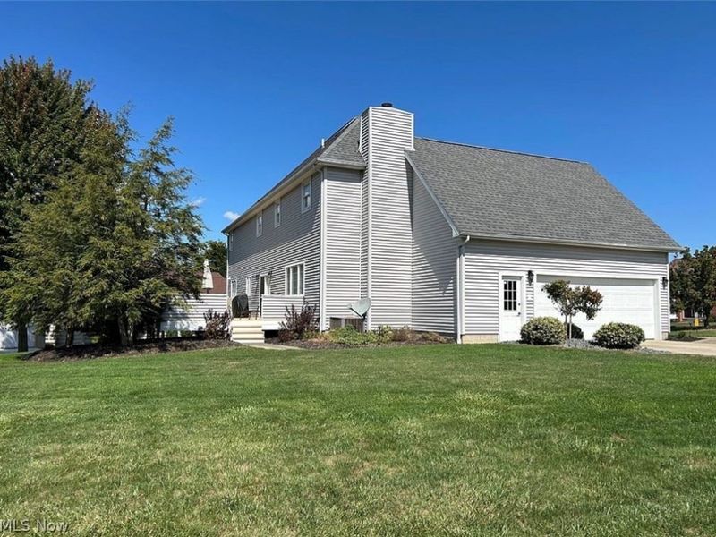 45 Russo Drive, Canfield, OH 44406 Photo 3