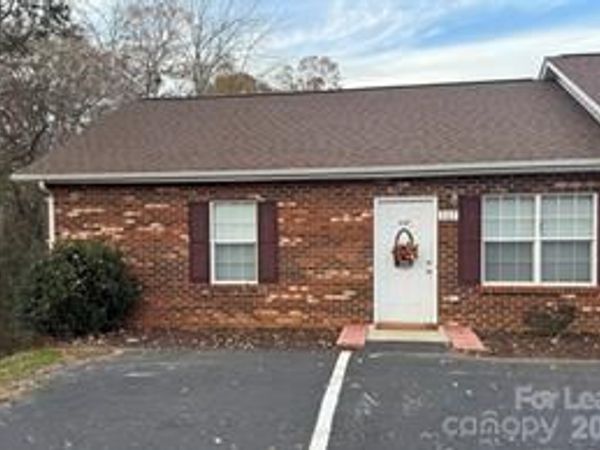 117 24th Street NW, Hickory, NC 28601