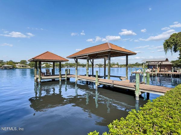 5102 YACHT CLUB Road, Jacksonville, FL 32210