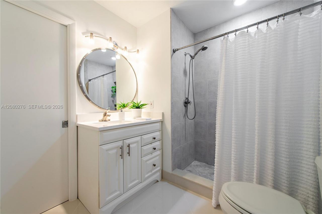 8580 Bella Vista Dr , Boca Raton, FL 33433 Photo