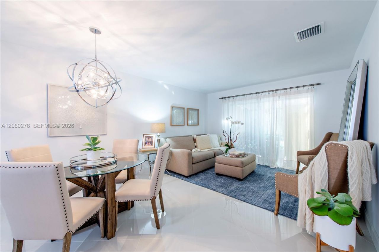 8580 Bella Vista Dr , Boca Raton, FL 33433 Photo