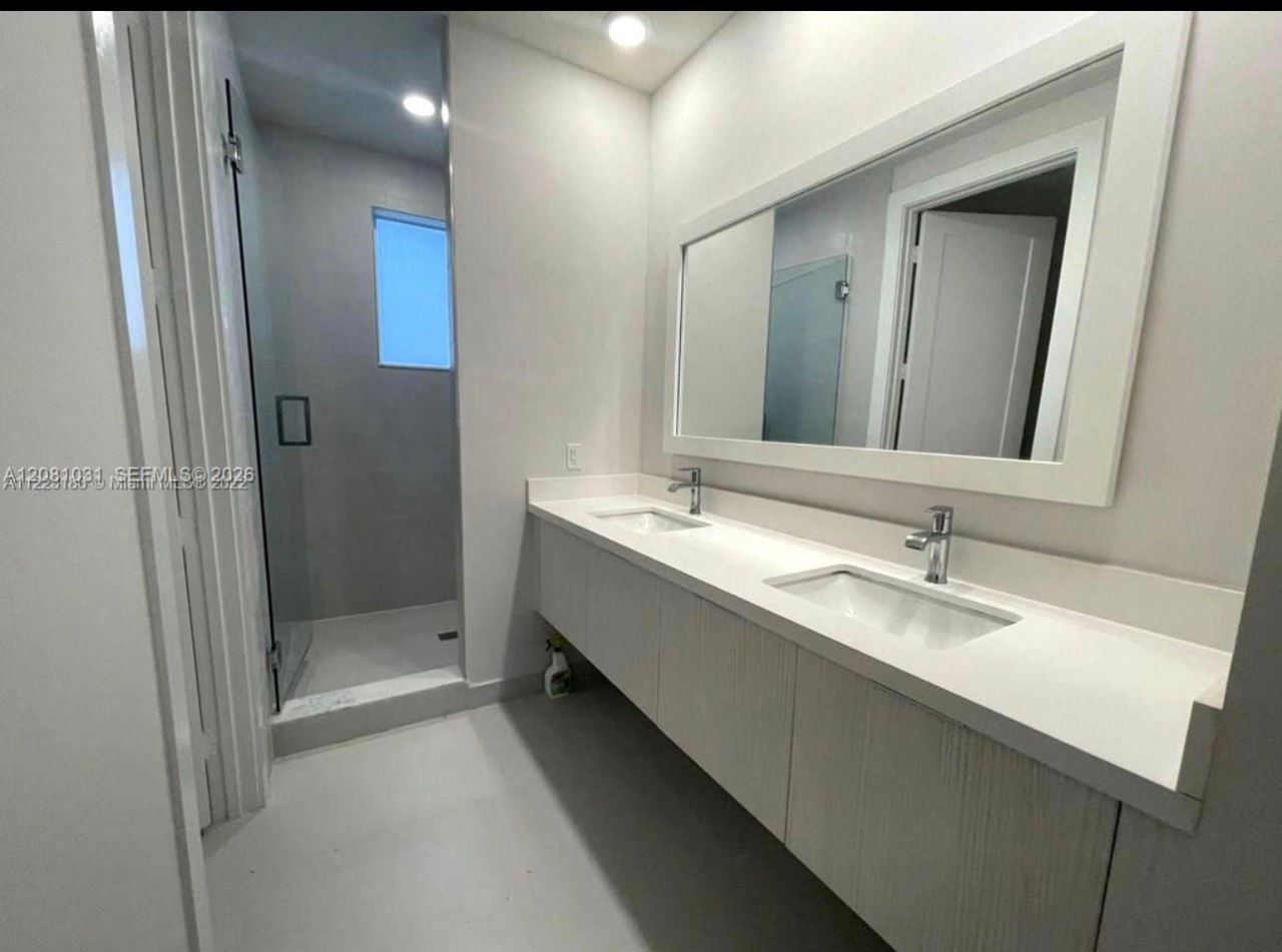 10229 NW 64th Ter, Unit 303, Doral, FL 33178 Photo