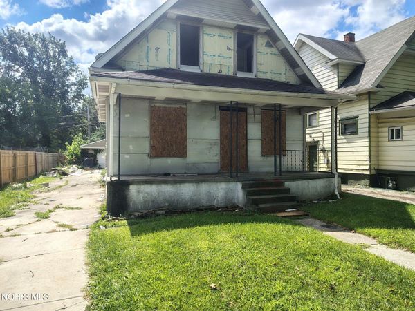 1401 Foster Avenue , Toledo, OH 43606