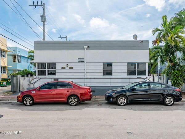 726 8th Street, Miami Beach, FL 33139