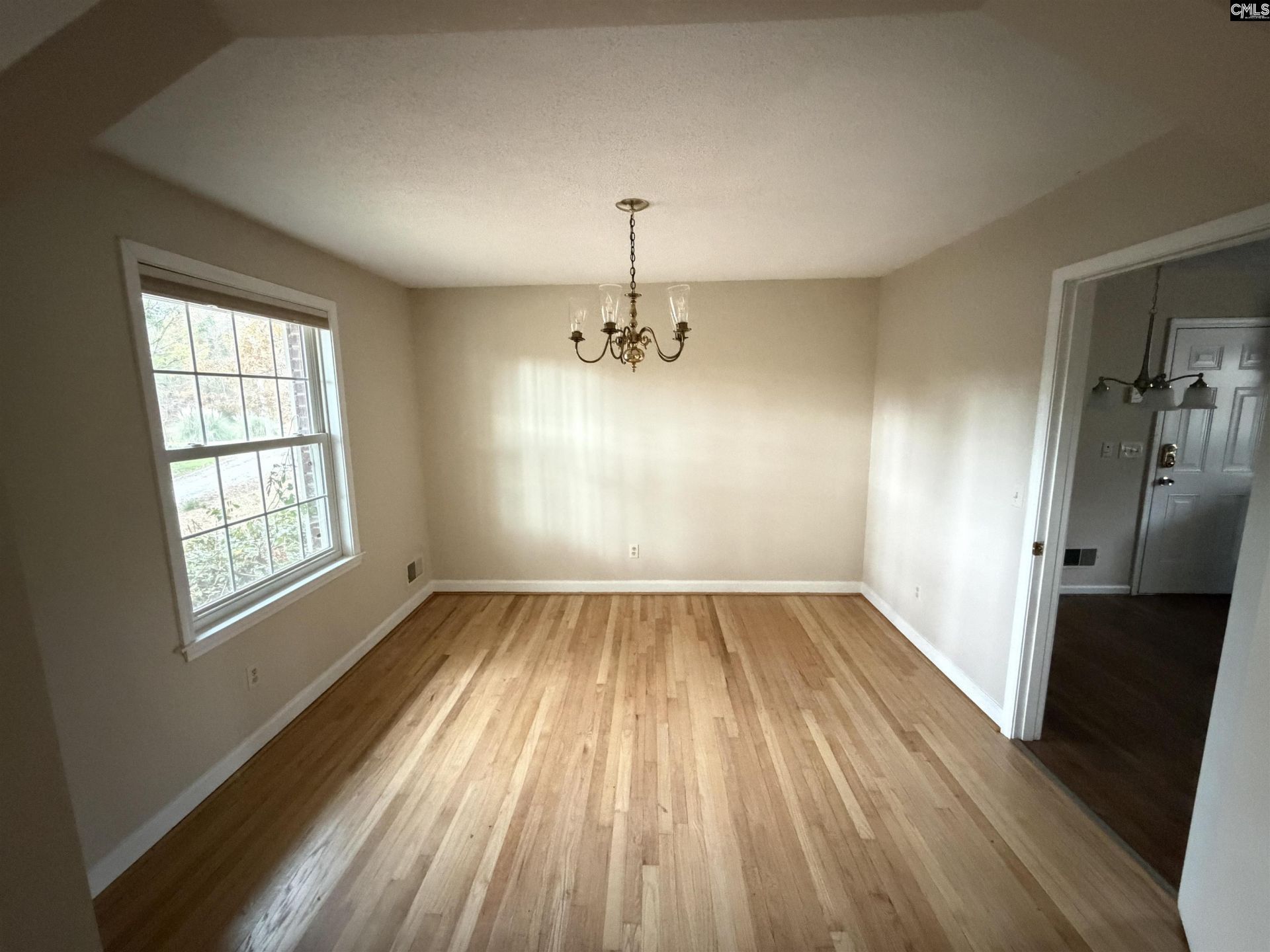 3086 Rosiland Drive  Photo 5