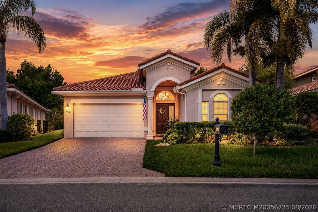 724 SW Pebble Lane, Palm City, FL 34990 Photo