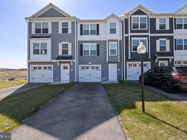 2002 SIENNA COURT , ENOLA, PA 17025