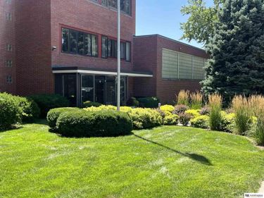 1540 N Cotner Boulevard, Unit B404, Lincoln, NE 68505
