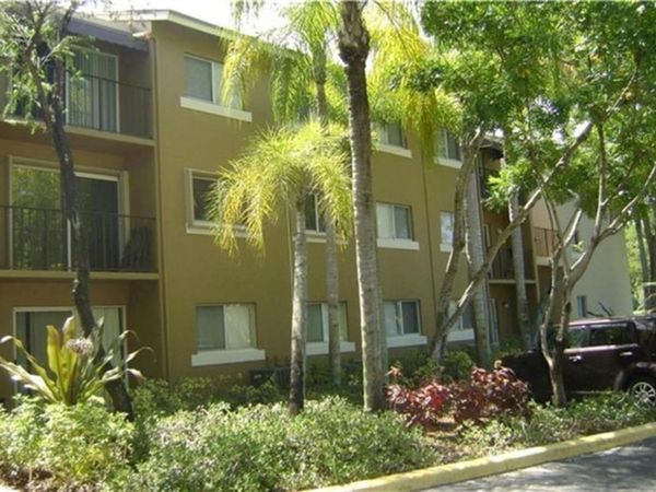 1089 N Benoist Farms Road, Unit 301, West Palm Beach, FL 33411