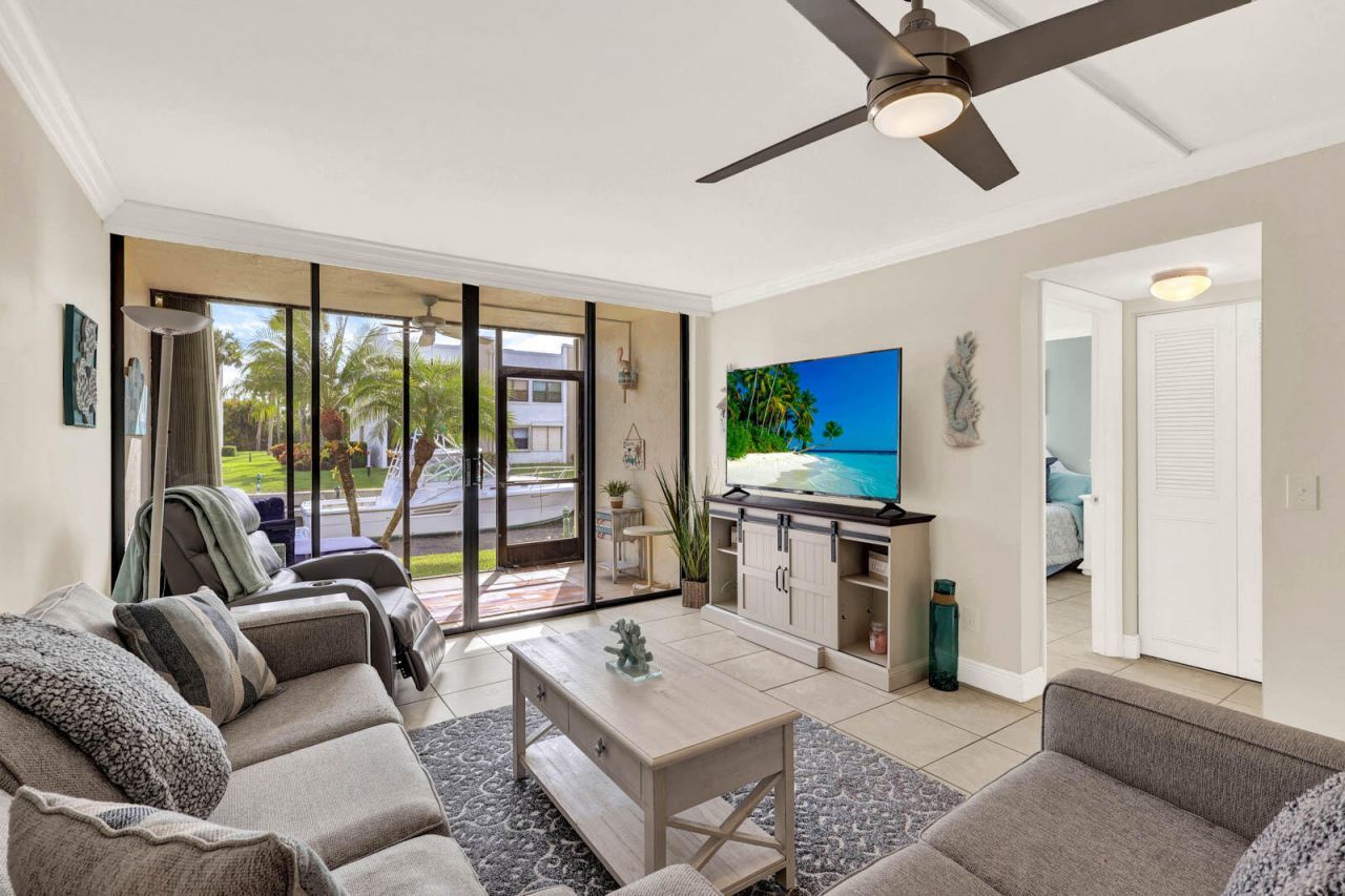 1950 SW Palm City Road, Unit 9-107, Stuart, FL 34994 Photo