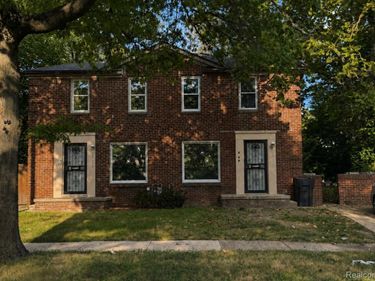 15748 Meyers Road, Detroit, Mi 48227