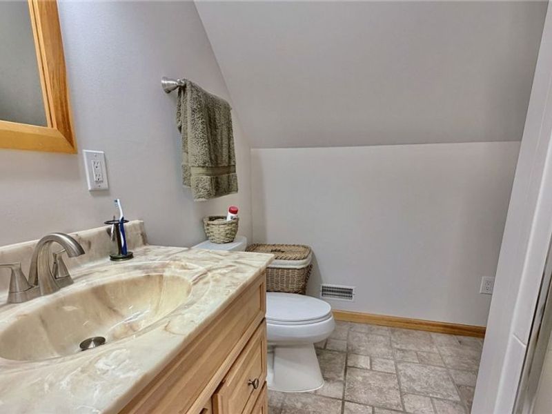404 Sweetvalley, Kelleys Island, OH 43438 Photo 26