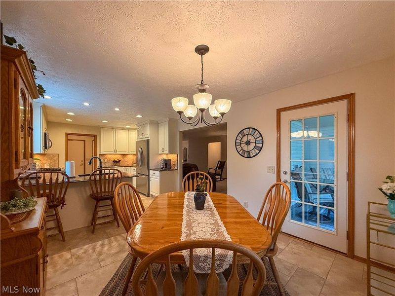 100 Pondview Circle, Rittman, OH 44270 Photo 11
