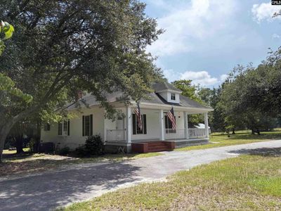 913 Old Stagecoach Road , Camden, SC 29020