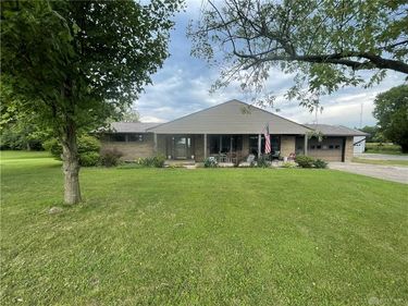 468 Kiser Lake Road, Saint Paris, OH 43072