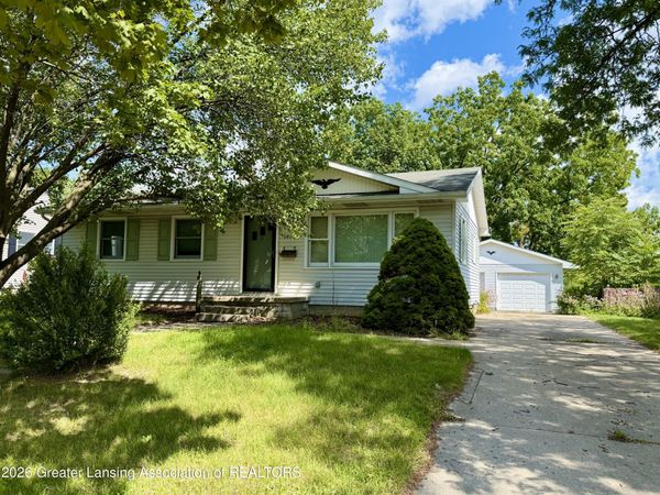 3521 Palmer Street, Lansing, MI 48910
