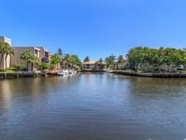 6 Royal Palm Way, Unit 111, Boca Raton, FL 33432